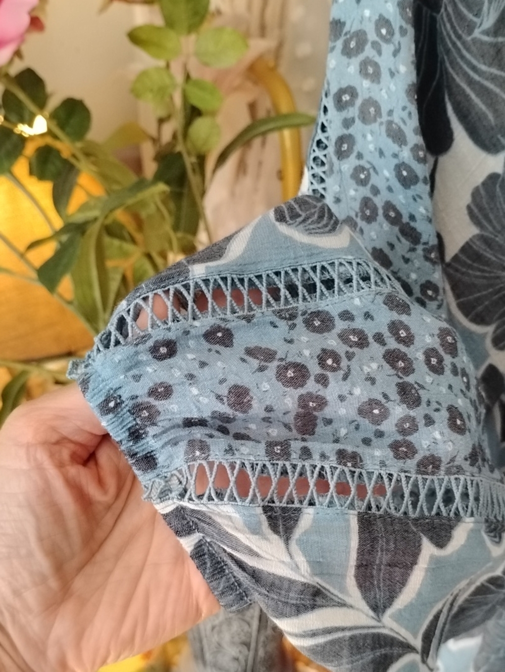 Zac & Rachel Boho Romantic Floral Lace Sheer Coastal Top - Picture 5 of 10